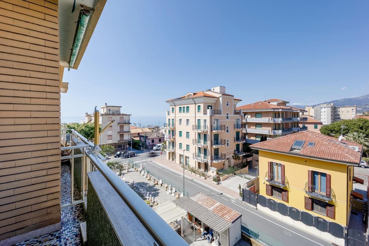 בורדיגרה Victoria Apartment מראה חיצוני תמונה